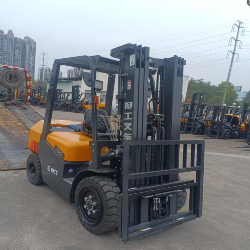 รถยกสำหรับงานหนักแบบกำหนดเองได - Heavy Equipment Logistics บทวิจารณ์และราคา
